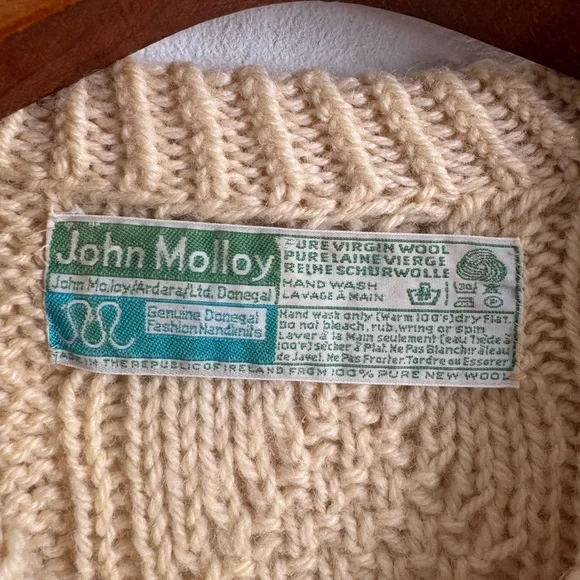 Genuine Pure Virgin Wool Cable Knit Sweater Made in Ireland Men’s M - Picture 2 of 2